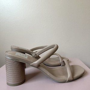Dolce Vita Nude Heel Size 8
